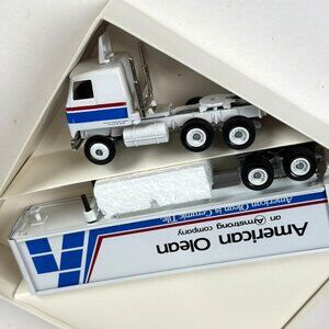 Vintage Winross American Olean Ceramic Tile Diecast Truck  Armstrong Promo Model